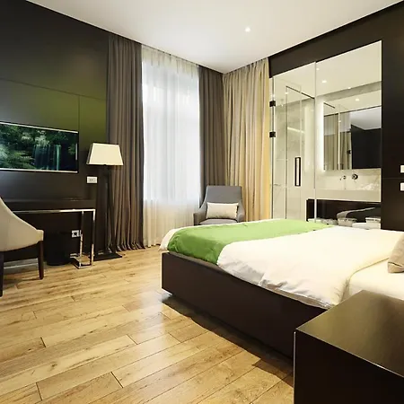 Maccani Black Luxury Gasthuis