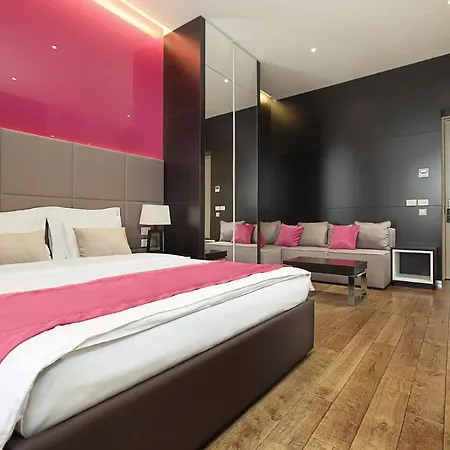 Maccani Black Luxury Gasthuis