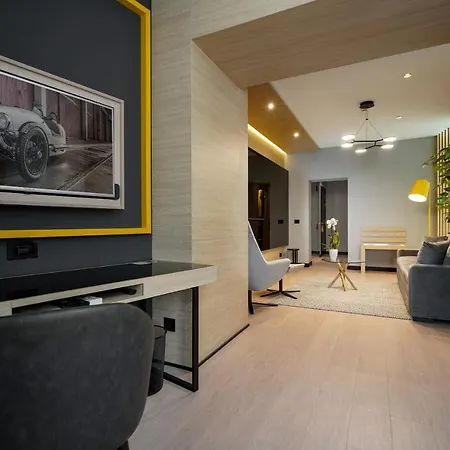 Maccani Black Luxury Gasthuis 3*